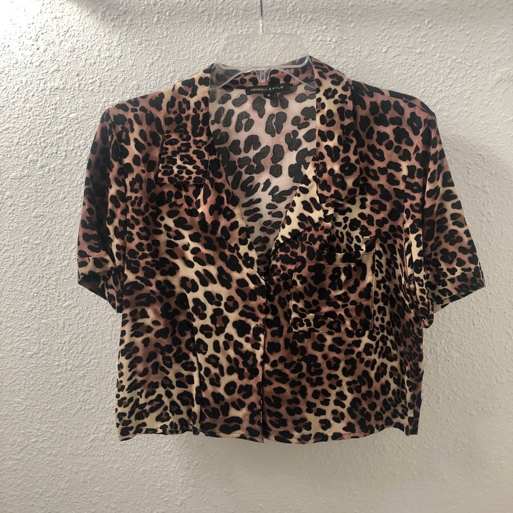 Kendall & Kylie leopard print crop top